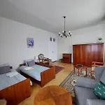 Bright, Spacious Classic In The Center Apartment Budapest