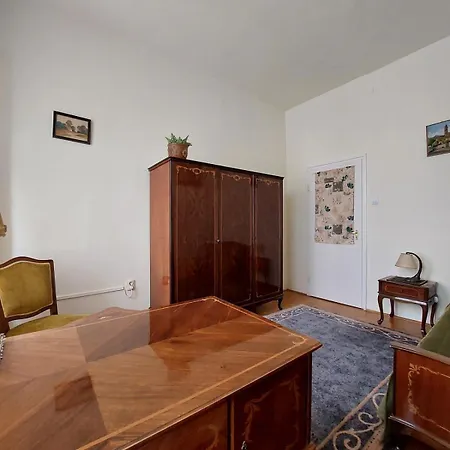 Bright, Spacious Classic In The Center * Budapešť