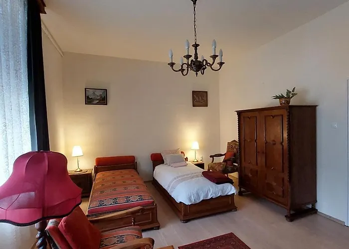 Bright, Spacious Classic In The Center