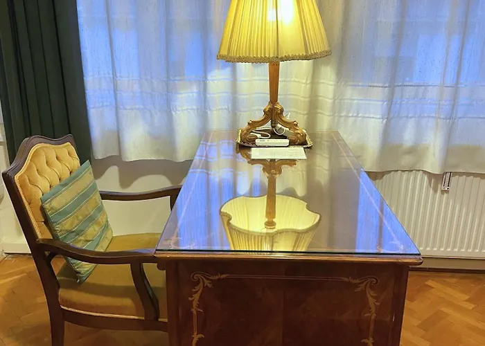 Lejlighed Bright, Spacious Classic In The Center *